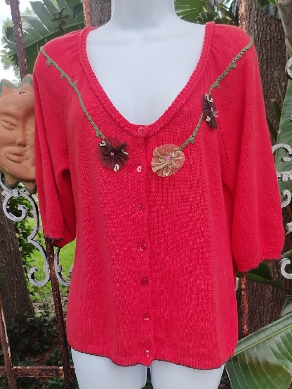 Nic & Mo V-Neck Button Cardigan with Floral Appliqué Large